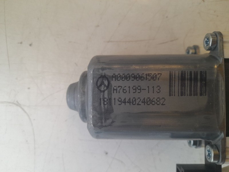 Recambio de elevalunas delantero izquierdo para mercedes-benz cla (c118) cla 200 4-matic (118.388) referencia OEM IAM A009061507