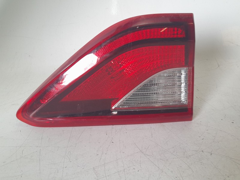 Recambio de piloto trasero izquierdo interior para kia stonic (ybcuv) concept referencia OEM IAM 92403H8500  