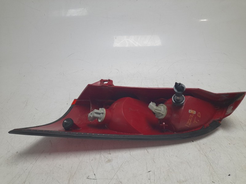 Recambio de piloto trasero derecho para ford focus i (daw, dbw) 1.6 16v referencia OEM IAM CW170R  