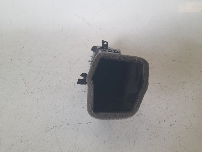 Recambio de rejilla aireadora para ford ka+ 1.2 ti-vct cat referencia OEM IAM E3B5A01820A  