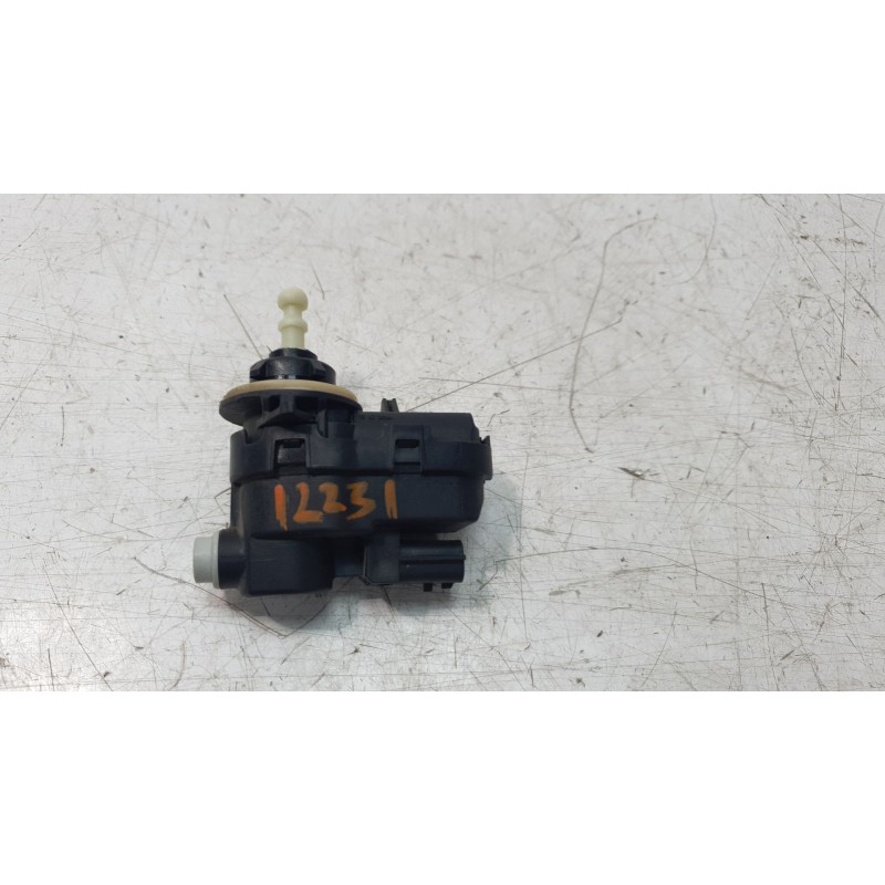 Recambio de motor regulacion faros para renault megane iv sedán 1.5 blue dci 115 (lva6) referencia OEM IAM 260566235R  