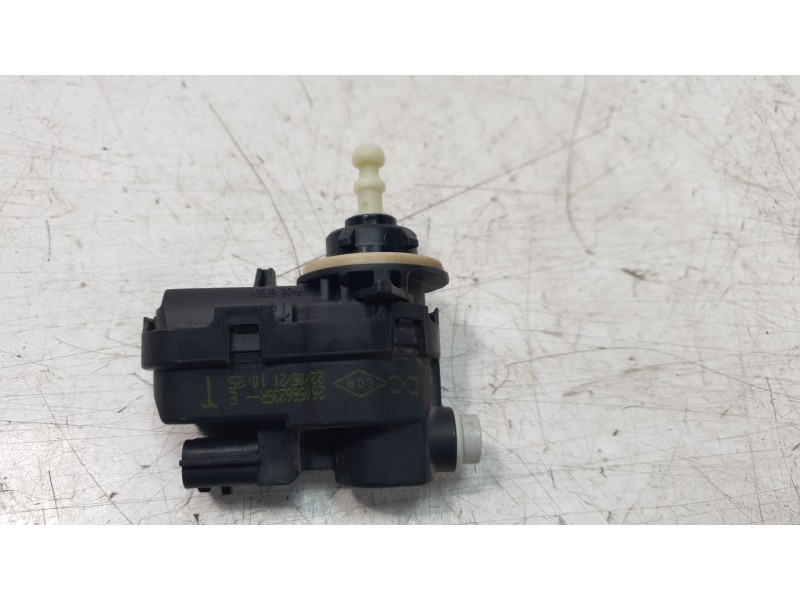 Recambio de motor regulacion faros para renault megane iv sedán 1.5 blue dci 115 (lva6) referencia OEM IAM 260566235R  