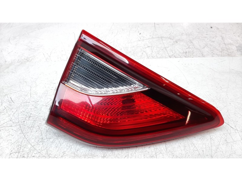 Recambio de piloto trasero izquierdo interior para kia stonic (ybcuv) drive referencia OEM IAM 92403H8400  