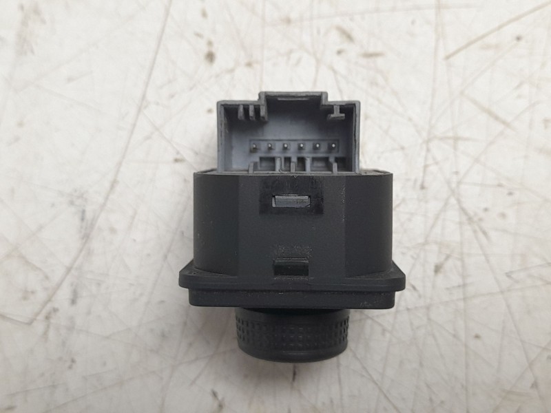 Recambio de mando retrovisor para volkswagen t-roc advance style referencia OEM IAM 3G0959565C  