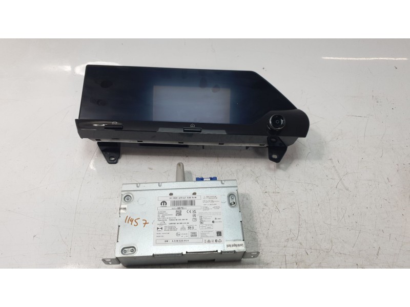 Recambio de pantalla multifuncion para citroën c4 berlina e-feel pack referencia OEM IAM 984045648001  