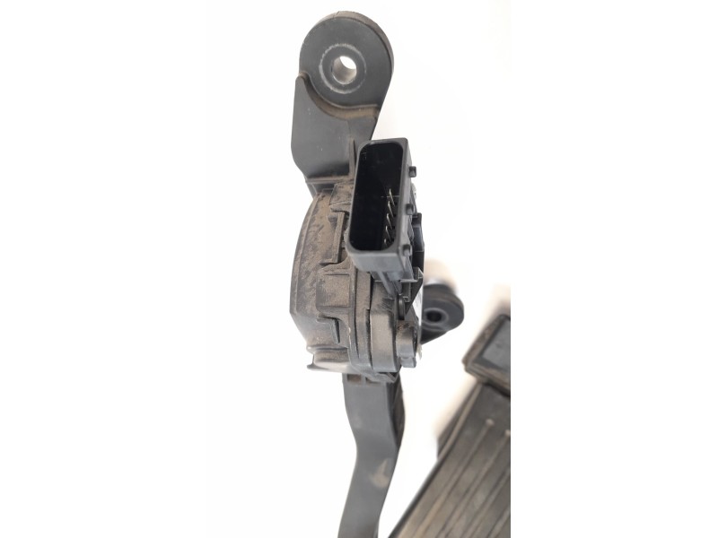 Recambio de potenciometro pedal para hyundai i30 (gd) 1.6 gdi cat referencia OEM IAM 327003XXXX  