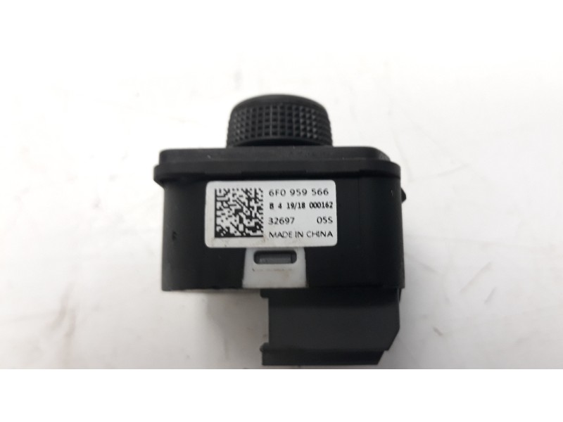 Recambio de mando retrovisor para seat ibiza (kj1) reference plus referencia OEM IAM 6F0959566  