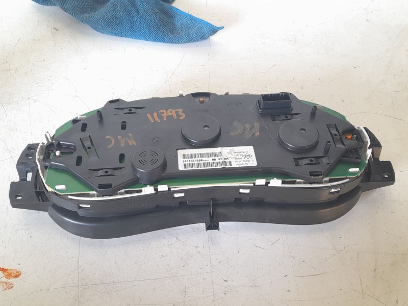 Recambio de cuadro instrumentos para dacia duster ambiance 4x2 referencia OEM IAM 248104707R  