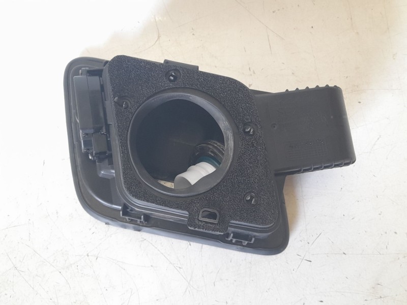 Recambio de tapa exterior combustible para kia niro (sg2) hybrid concept referencia OEM IAM 81595AT000  