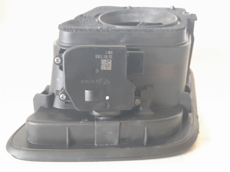 Recambio de tapa exterior combustible para kia niro (sg2) hybrid concept referencia OEM IAM 81595AT000  