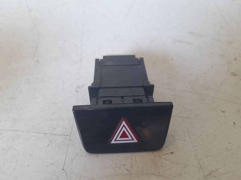 Recambio de warning para hyundai tucson (nx4e, nx4a) 1.6 t-gdi hybrid referencia OEM IAM 93790N7000  