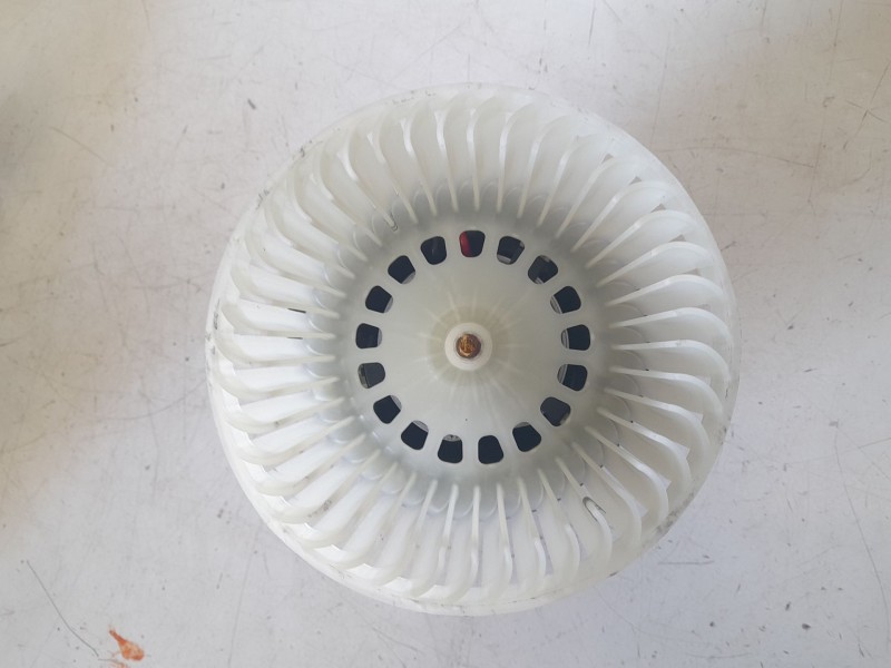 Recambio de ventilador calefaccion para citroën c4 berlina e-feel pack referencia OEM IAM 9840566480  