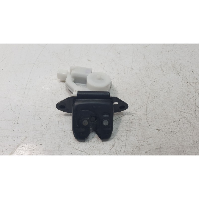 Recambio de cerradura maletero / porton para nissan qashqai ii (j11, j11_) 1.3 dig-t referencia OEM IAM 905024EA1B  