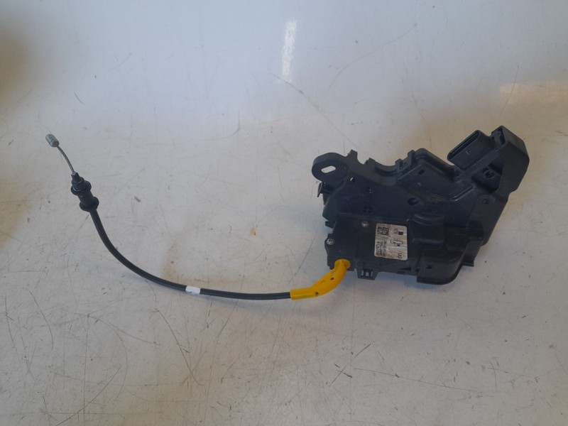 Recambio de cerradura puerta trasera izquierda para citroën c4 berlina e-feel pack referencia OEM IAM 9832797580  