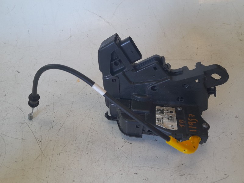 Recambio de cerradura puerta trasera derecha para citroën c4 berlina e-feel pack referencia OEM IAM 9832797480  