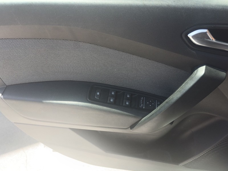 Recambio de mando elevalunas delantero izquierdo para renault kangoo iii furgoneta/monovolumen e-tech electric referencia OEM IA