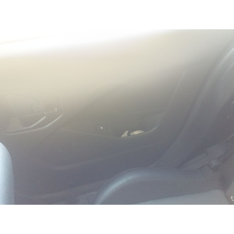 Recambio de mando elevalunas trasero derecho para renault kangoo iii furgoneta/monovolumen e-tech electric referencia OEM IAM   
