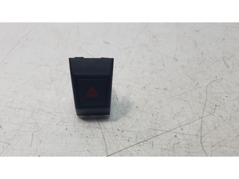 Recambio de warning para seat leon sportstourer (kl8, kld) 2.0 tdi referencia OEM IAM 6F0953235  