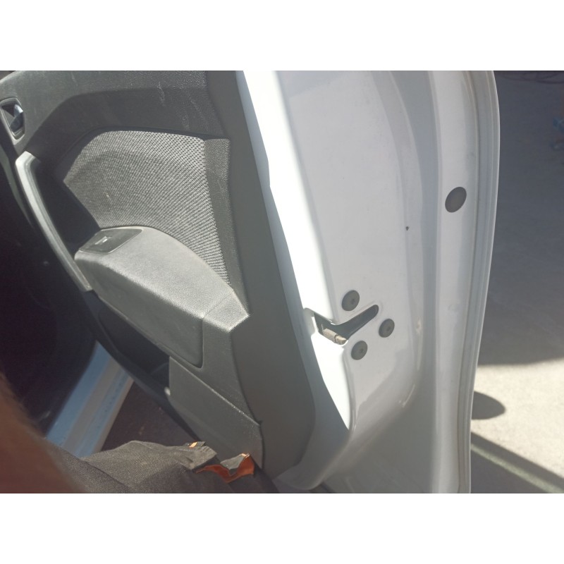 Recambio de cerradura puerta delantera derecha para renault kangoo iii furgoneta/monovolumen e-tech electric referencia OEM IAM 