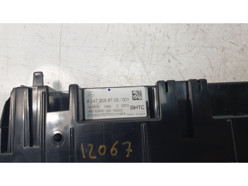 Recambio de mando climatizador para mercedes-benz clase b sports tourer (w247) b 200 d (247.012) referencia OEM IAM A2479056703 
