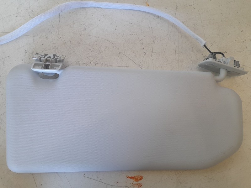 Recambio de parasol izquierdo para opel grandland x 120 aniversario referencia OEM IAM 95526413  