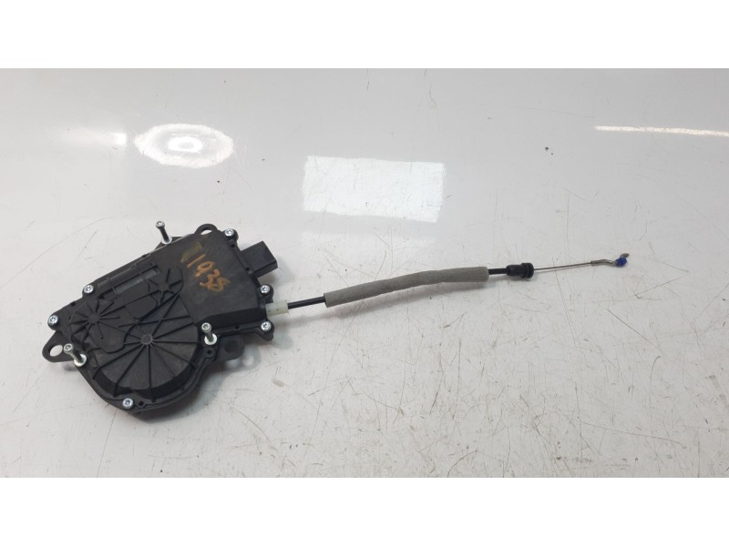 Recambio de motor cierre centralizado porton para jaguar f-pace 300 sport awd referencia OEM IAM CPLA404C10AC  