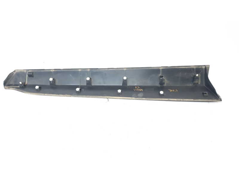 Recambio de moldura puerta delantera izquierda para toyota yaris cross hybrid fwd style referencia OEM IAM 75074K2010  
