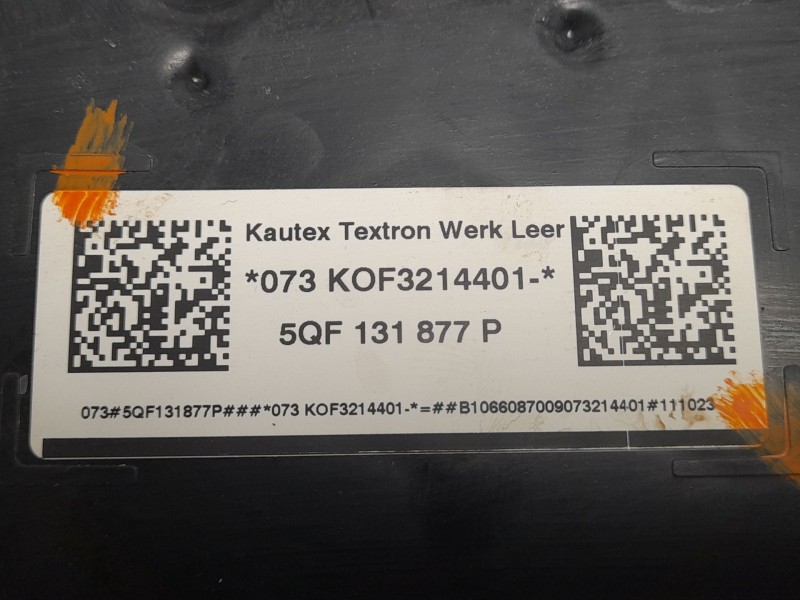 Recambio de deposito adblue para audi q3 sportback (f3n) 40 tdi quattro referencia OEM IAM 5QF131877P F01C250148 5Q0131969G