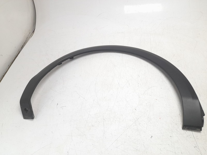 Recambio de aletin trasero derecho para citroën c4 berlina e-feel pack referencia OEM IAM 98313447XT  