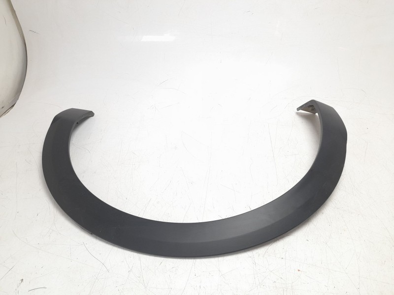 Recambio de aletin trasero derecho para citroën c4 berlina e-feel pack referencia OEM IAM 98313447XT  