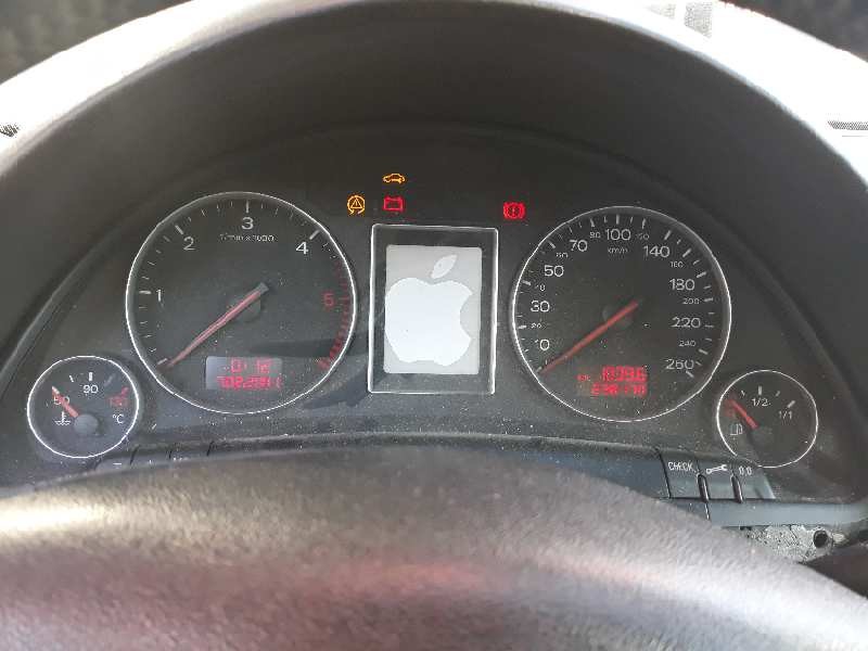 audi a4 berlina (8e) del año 2001