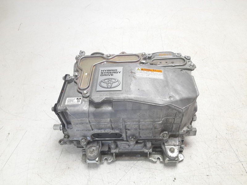 Recambio de inversor para toyota yaris hybrid active referencia OEM IAM G920052033  
