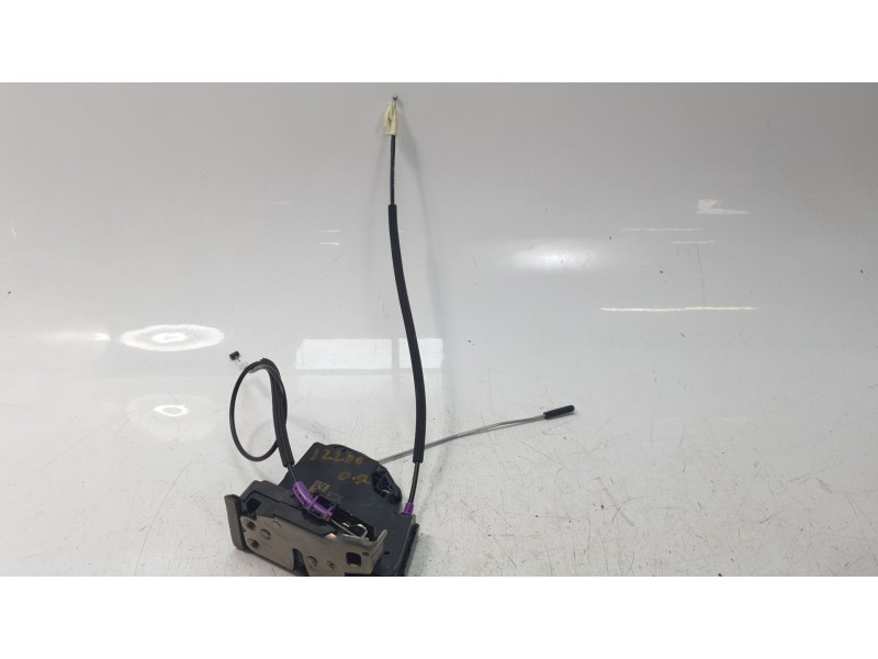 Recambio de cerradura puerta delantera derecha para opel insignia b grand sport (z18) 2.0 (68) referencia OEM IAM 13597530  