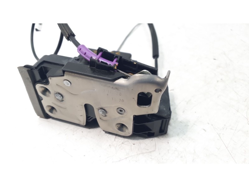 Recambio de cerradura puerta delantera derecha para opel insignia b grand sport (z18) 2.0 (68) referencia OEM IAM 13597530  