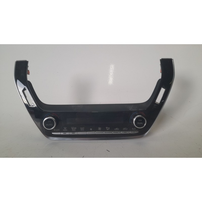 Recambio de mando climatizador para toyota corolla (e21) hybrid active referencia OEM IAM 5590002D80  