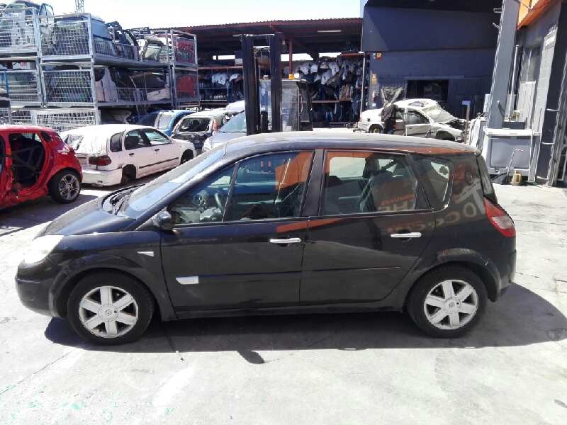 renault scenic ii del año 2004