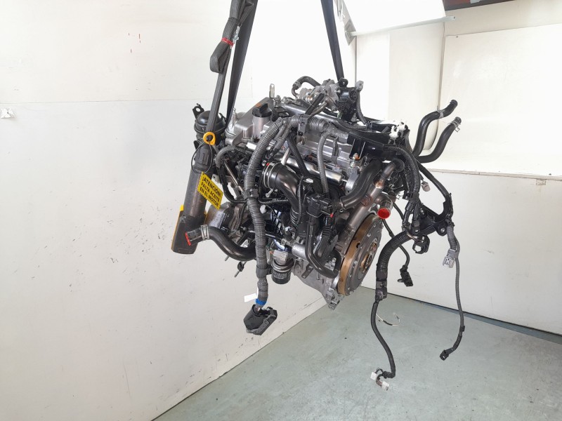 Recambio de motor completo para toyota yaris hybrid active referencia OEM IAM 1NZ  