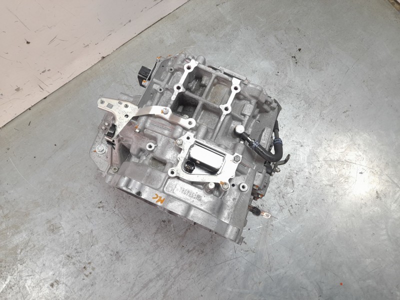 Recambio de caja cambios para toyota yaris hybrid active referencia OEM IAM PD21A816  122B258