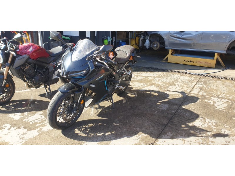 honda cbr 650r del año 2023