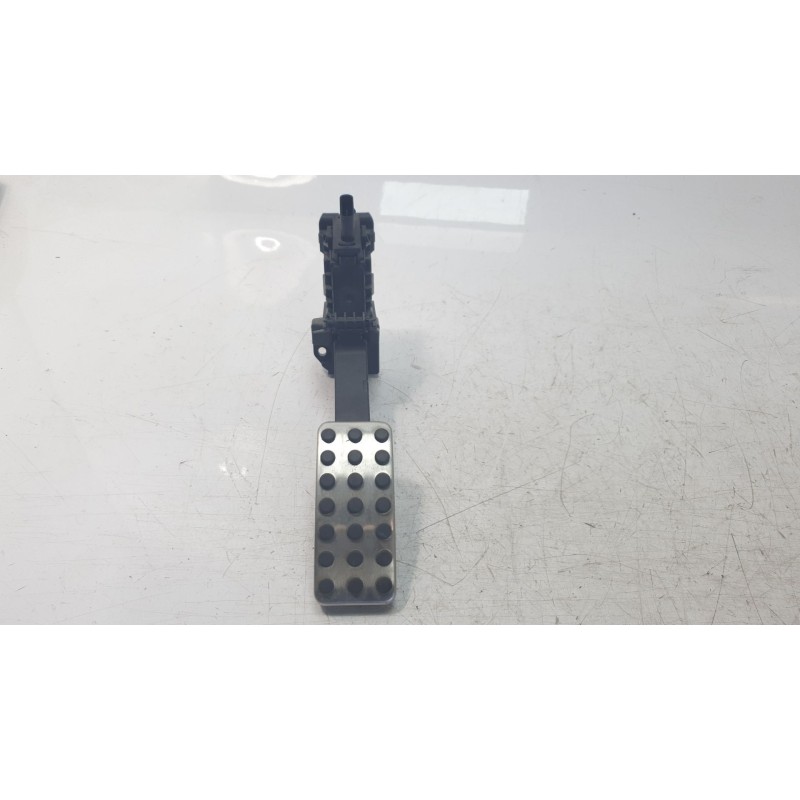 Recambio de potenciometro pedal para mercedes-benz clase cla (bm 118) shooting brake cla 200 d (118.612) referencia OEM IAM A177