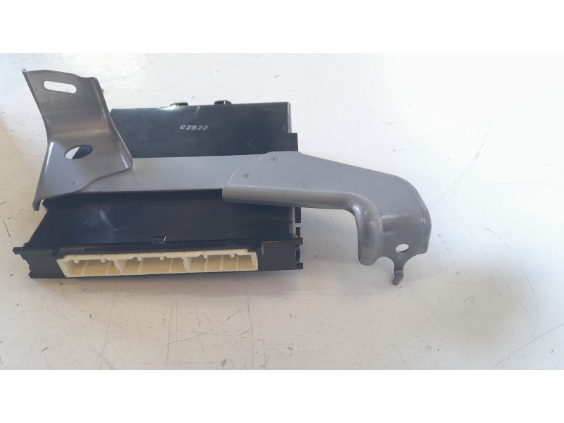 Recambio de centralita cierre para mg zs luxury referencia OEM IAM 899900D150  