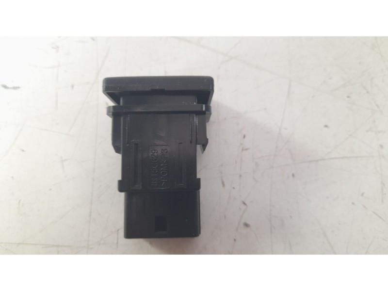 Recambio de interruptor para toyota yaris hybrid active referencia OEM IAM 15C629  