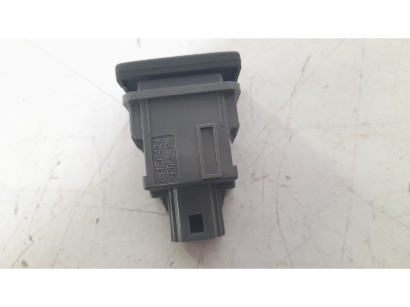 Recambio de inyector para toyota yaris hybrid active referencia OEM IAM RM2010V7N 14B424 