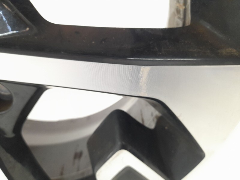 Recambio de llanta para kia sportage v (nq5) 1.6 t-gdi referencia OEM IAM 52910R2200  