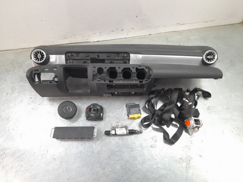 Recambio de kit airbag para mercedes-benz cla (c118) cla 200 4-matic (118.388) referencia OEM IAM 310445358162  