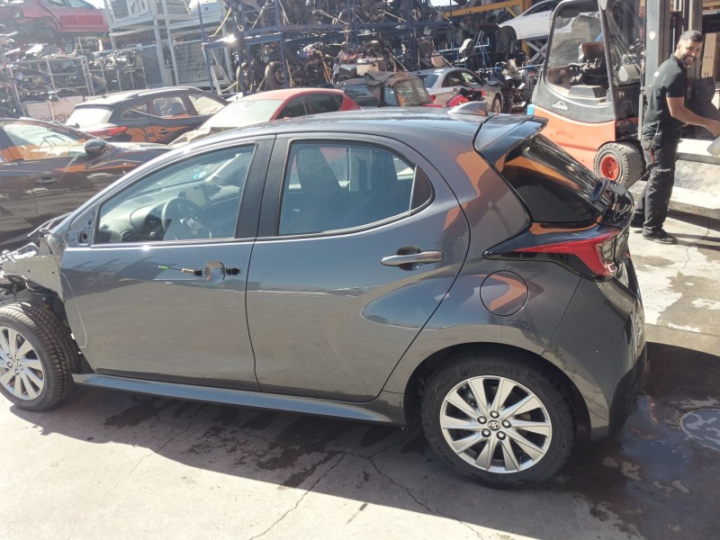 toyota yaris (_p21_, _pa1_, _ph1_) del año 2023