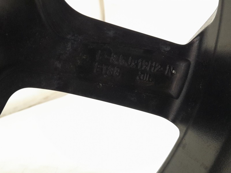 Recambio de llanta para audi q3 sportback (f3n) 40 tdi quattro referencia OEM IAM 83A601025BB  