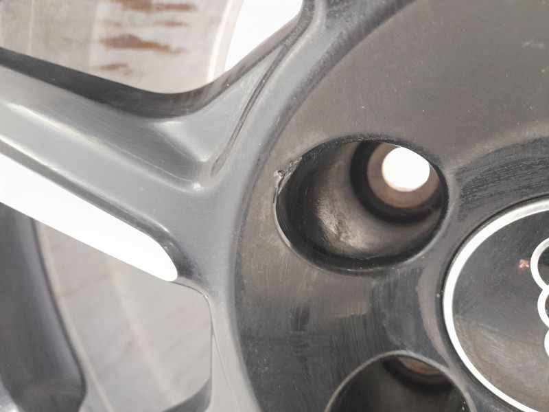 Recambio de llanta para audi q3 sportback (f3n) 40 tdi quattro referencia OEM IAM 83A601025BB  