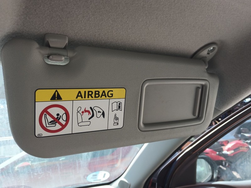 Recambio de parasol derecho para toyota yaris (_p21_, _pa1_, _ph1_) 1.5 (mxpa11) referencia OEM IAM   