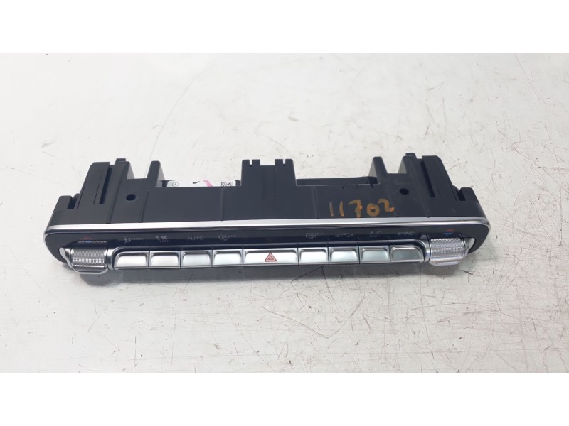 Recambio de mando climatizador para mercedes-benz clase cla (bm 118) shooting brake cla 200 d (118.612) referencia OEM IAM A2479